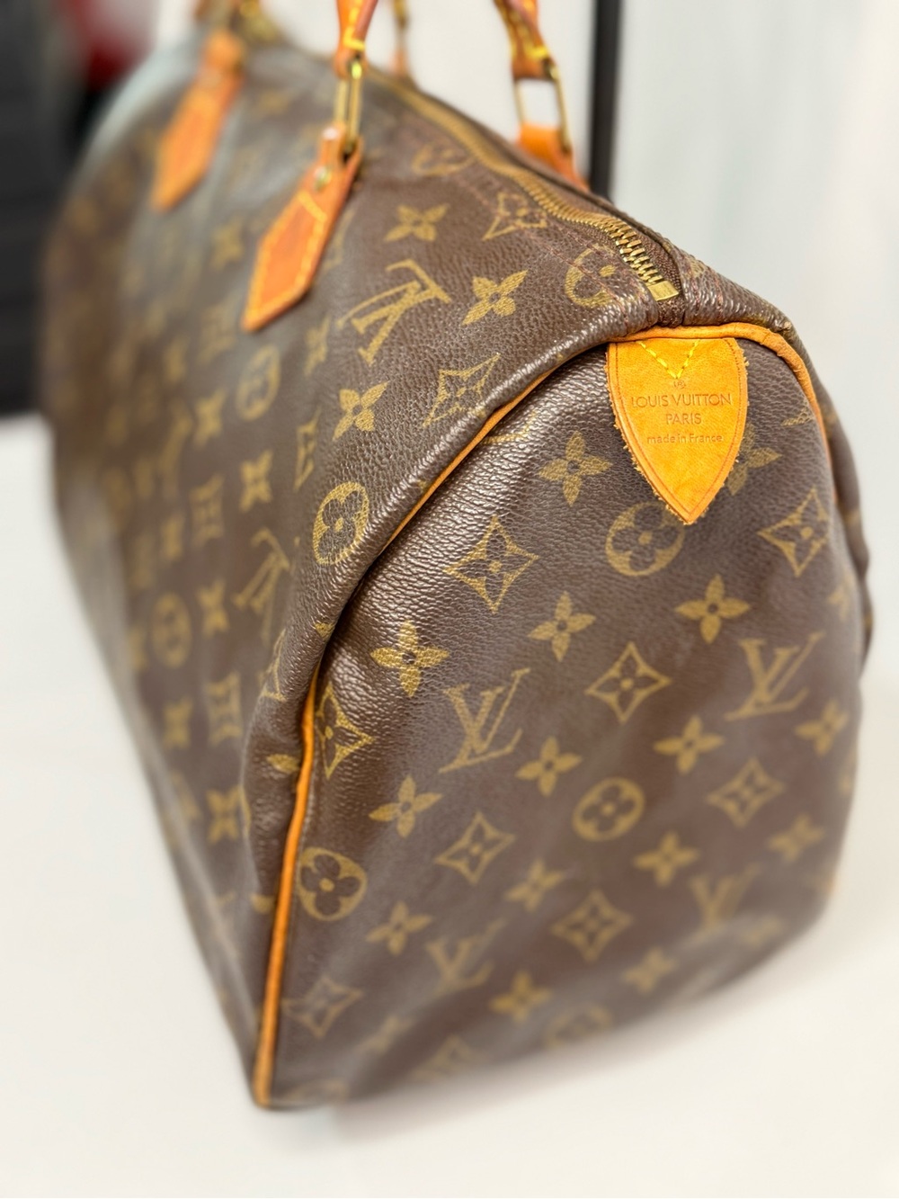 Louis Vuitton Monogram Canvas Speedy 35 - Picture 4 of 15